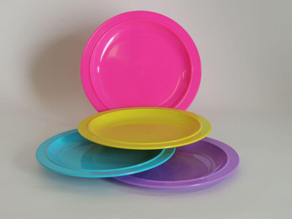 [18] Plato postre